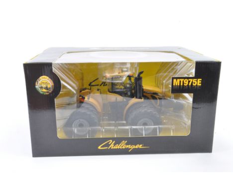 USK 1:32 Challenger MT975E Wheeled Tractor. NM-M in E Box.