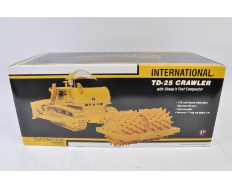 First Gear 1:25 scale International TD-25 Crawler Tractor with Sheep's Foot Compactor. NM-M in E Box.