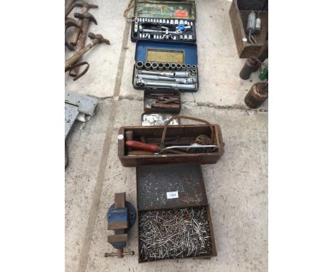 AN ASSORTMENT OF TOOLS TO INCLUDE TWO SOCKET SETS AND A SMALL VICE ETC