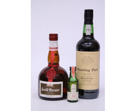 THREE BOTTLES TO INCLUDE A 500ML BOTTLE OF GRAND MARNIER LIQUEUR, FINE RUBY SHOOTING PORT (75 CL) AND A MINIATURE BOTTLE OF L