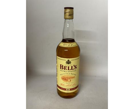 A LITRE BOTTLE OF BELL'S EXTRA SPECIAL OLD SCOTCH WHISKY AGED 8 YEARS