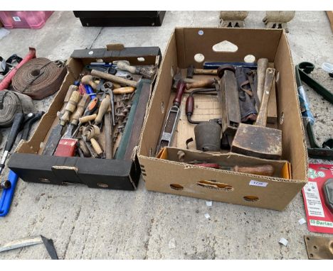 AN ASSORTMENT OF HAND TOOLS TO INCLUDE FILES, BRACE DRILLS AND DRILL BITS ETC