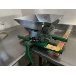 Manual Hand Mill | Rig Fee Hand Carry