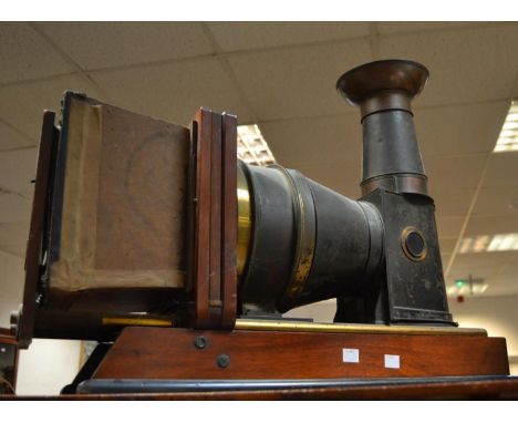 A Ross of London magic lantern 