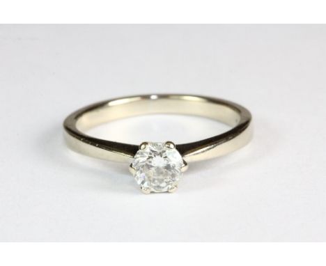 An 18ct white gold diamond solitaire ring (approx. 0.5ct) (K.5)