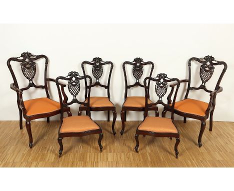 SITZGARNITUR IM CHIPPENDALE-STIL, bestehend aus zwei Armlehnstühlen, zwei Stühlen sowie zwei sogenannten Nursing Chairs, Maha