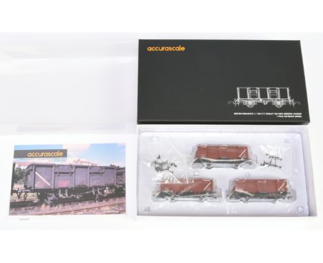 Accurascale OO Gauge Ref ACC1092-MDV-C Triple Pack of 21ton MDV Mineral Wagons. Condition is Mint in Near Mint box.&nbsp;