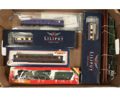 Hornby, Bachmann &amp; others. Group of Loco's &amp; Coaches. To include Hornby 2-6-0 GWR Green King Edward I loco &amp; tend