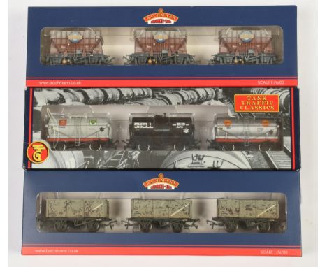 Bachmann OO Group of three Multipacks - 38-270Z Set of 3 Presflo 'Blue Circle Cement' Wagons, produced for Hattons. 33-525 Ta