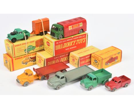 Hornby - Dublo Dinky. Group of 6x Commercial Vehicles. Comprising 064 Austin Lorry, 065 Morris Pick Up, 066 Bedford Flat Truc
