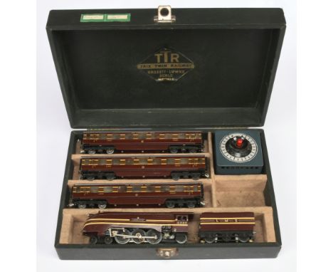 Trix Pre-War 2/347 "The Coronation Scot" Train Set containing 4-6-2 LMS Streamlined Princess Coronation Class Steam Locomotiv