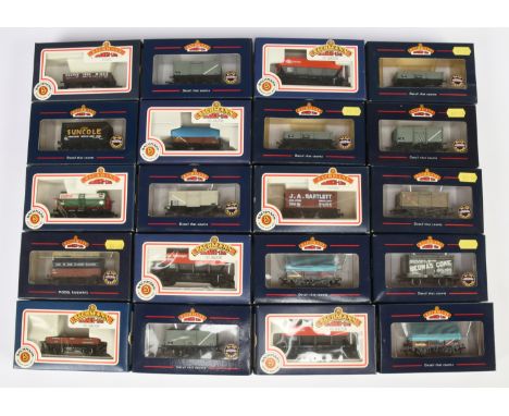 Bachmann mixed group of Wagons to include 37-227 16-ton Steel Mineral Wagon, 33-075B 5-Plank Wagon "China Clay" and others (s