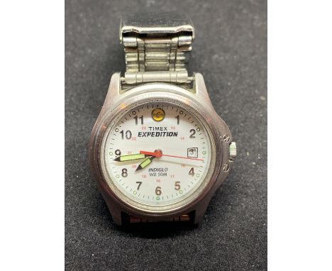 A TIMEX EXPEDITION WATCH INDIGLO WR50 M IN WORKING ORDER 