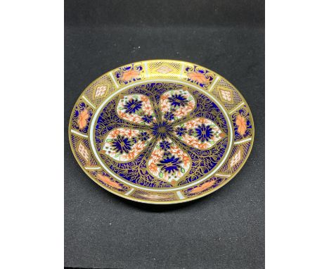 A ROYAL CROWN DERBY IMARI TRINKET DISH APPROXIMATELY 14CM DIAMETER 