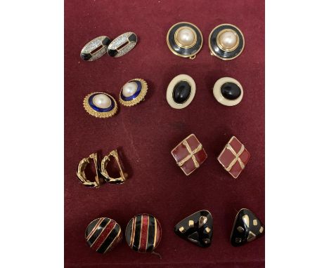 EIGHT PAIRS OF VINTAGE ENAMEL EARRINGS 