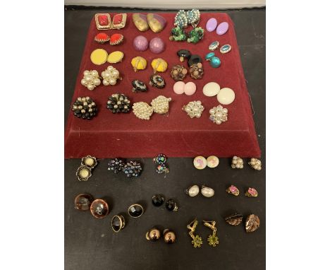 THIRTY THREE PAIRS OF VINTAGE CLIP ON EARRINGS (1950-1970's) 