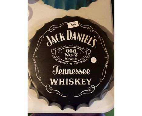 A VINTAGE GARAGE RETRO 'JACK DANIELS' HANGING WALL BEER BOTTLE CAP DISPLAY SIGN 35CM 