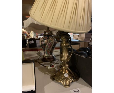 TWO TABLE LAMPS, ONE BRASS AND ONE DECORATIVE CERAMIC TO INCLUDE SHADES FOR BOTH 