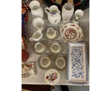 A SELECTION OF CHINA TO INCLUDE A MINTON'SHALIMAR' SANDWICH PLATE, COALPORT TRINKET BOX, AYNSLEY 'LANCASTER' COFFEE CUPS AND 