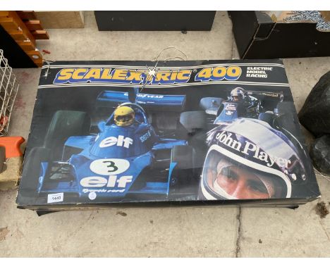 A SCALEXTRIC 400 MODEL RACING 