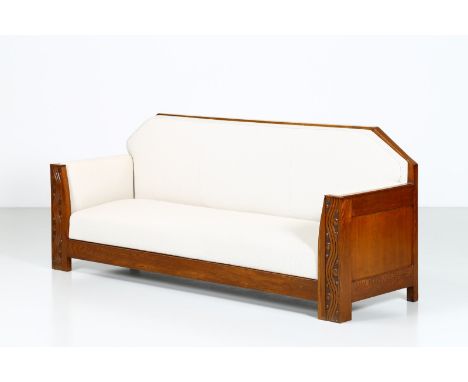 Sofa. Oak and fabric. Cm 201,00 x 86,00 x 65,00. Sofa in oak wood and upholstered fabric, 10s. We thank the Piero Portaluppi 