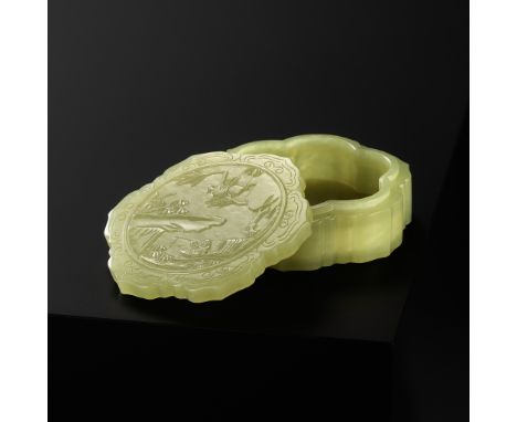 A YELLOW JADE RUYI-LOBED BOX AND COVER, QIANLONG PERIOD 乾隆時期菱花口蓋盒Please note this Lot is to be sold at No Reserve. 本拍品不設底價Chi