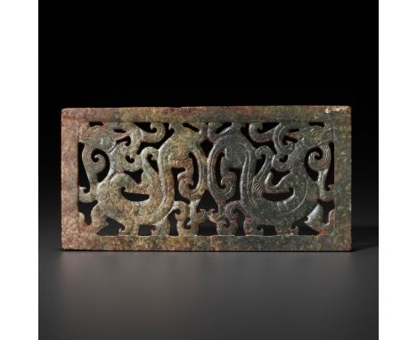 A RECTANGULAR GREEN JADE ‘DOUBLE DRAGON’ PLAQUE, LATE WARRING STATES PERIOD TO EARLY WESTERN HAN DYNASTY 戰國末期至西漢初期雙龍玉牌Please 