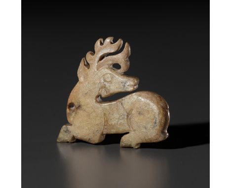 A JADE ‘DEER’ PENDANT, WESTERN ZHOU DYNASTY 西周玉鹿佩飾Please note this Lot is to be sold at No Reserve. 本拍品不設底價China, 11th-8th ce