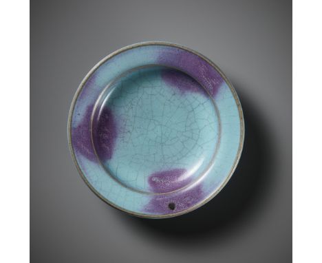 A SMALL PURPLE-SPLASHED JUN-GLAZED DISH, JIN TO YUAN DYNASTY 金至元鈞窯紫斑折沿小盤 Please note this Lot is to be sold at No Reserve. 本拍