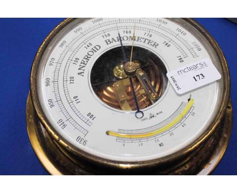 MODERN BRASS BLOCKHEAD STYLE BAROMETER
15.5cm in diameter