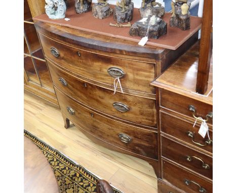 A Regency bow-fronted chest of drawers W.92cm