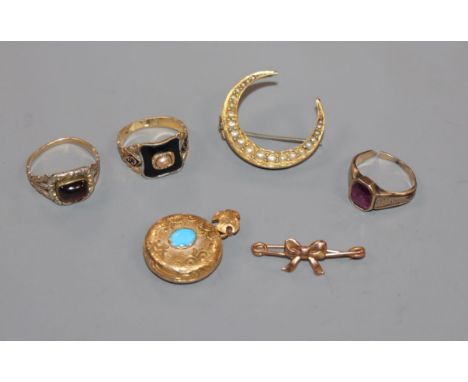 A William IV 18ct gold, black enamel and pearl set mourning ring and five other items including crescent brooch, Victorian tu