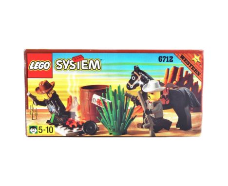 Lego - 6712 Sheriff's Showdown - an original vintage 1996 boxed set from the Western series. Appears 100% complete, housed wi