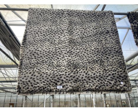 A MODERN GREY SHAGGY LEOPARD PRINT RUG 