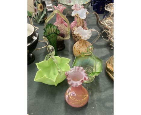 A COLLECTION OF VINTAGE COLOURED GLASS WITH PONTIL MARKS, TO INCLUDE JUGS AND BASKETS 
