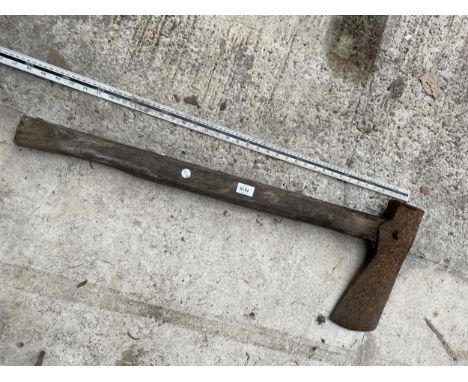 A LARGE LOG SPLITTING AXE WITH WOODEN SHAFT 