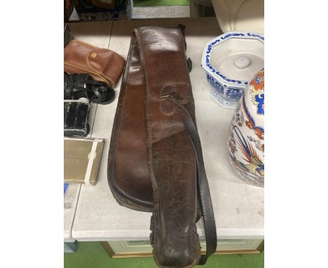 A VINTAGE ENGLISH LEATHER SHOTGUN CASE 