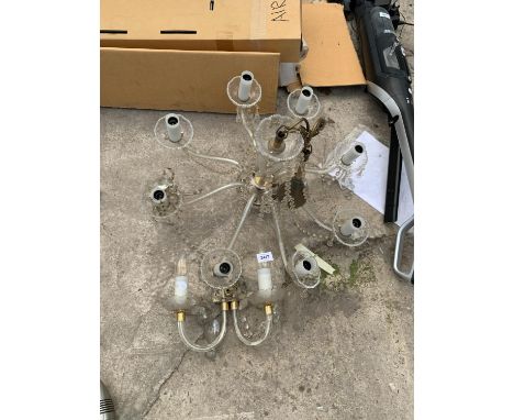 AN ASSORTMENT OF VARIOUS LIGHT FITTINGS 