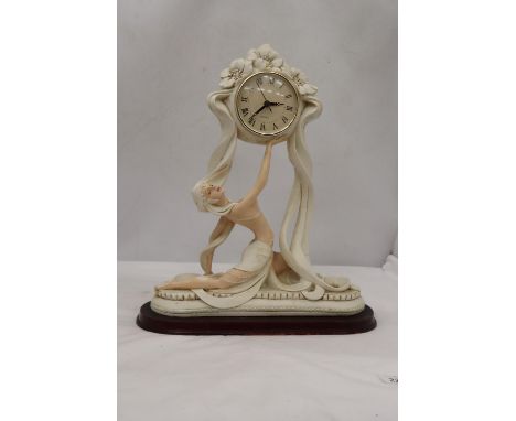 AN ART DECO STYLE MANTLE CLOCK WITH A LADY FIGURINE, HEIGHT 36CM 