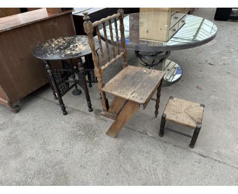 AN OAK LIBRARY STEP/STOOL (A/F), A SMALL CANE SEATED STOOL AND AN OCCASIONAL TABLE ON TURNED BASE 