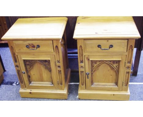 Two modern pine Gothic revival bedside cabinets, single drawer over panel door cupboard