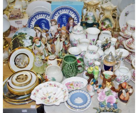 Decorative ceramics including Aynsley Pembroke pattern spill vases, baluster shaped vase, trinket dishes etc.; NAO style figu