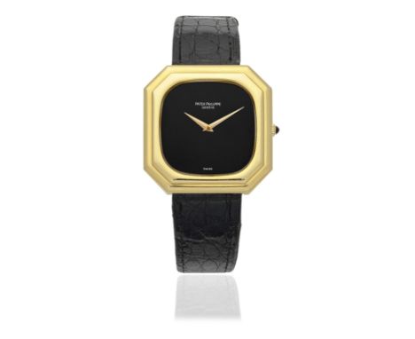 Patek Philippe. An 18K gold manual wind wristwatch with onyx dialReference: 3631Date: Circa 1980Movement: 18-jewel Cal.177 ma