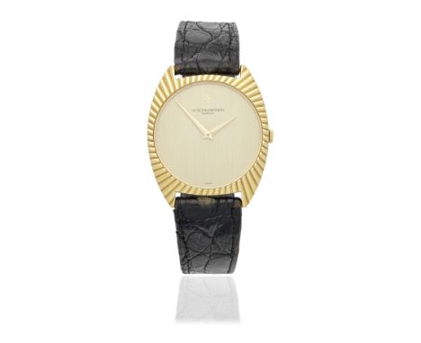 Vacheron Constantin. An unusual 18K gold manual wind wristwatchReference: 34015Date: Circa 1970Movement: 17-jewel Cal.K1014 m