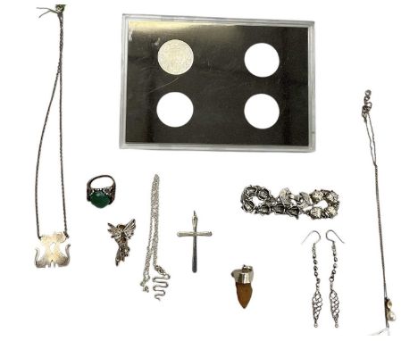 A small quantity of assorted 925 silver and white metal jewellery, including a fine link necklace suspending a cat pendant, c