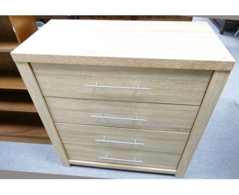 Modern Light Oak Chest of 4 drawers: