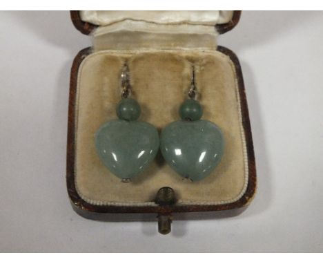 A PAIR OF VINTAGE JADE LOVE HEART SHAPED EARRINGS