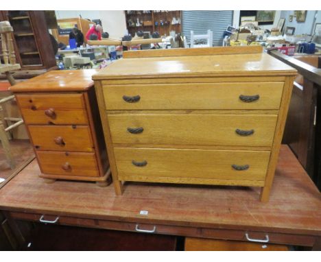 A LIGHT OAK 3 DRAWER CHEST AND A PINE BEDSIDE CHEST (3)