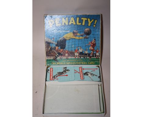 A VINTAGE PEPYS 'PENALTY!'  FOOTBALL CARD GAME