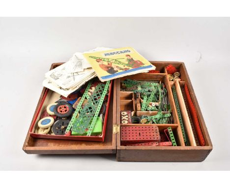 A collection of various Meccano in wooden box with some booklets, thank you for looking at this lot which is being sold on be